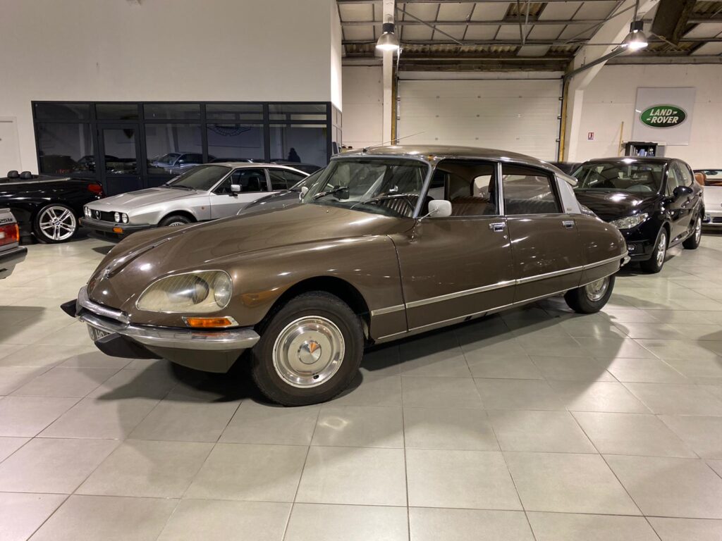 Citroën DS 23 Pallas