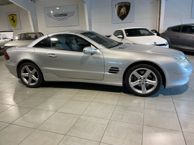 Profil gauche Mercedes 500 SL