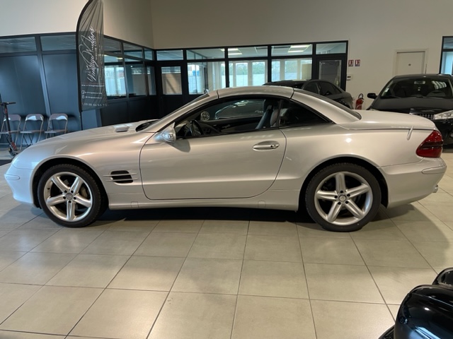 Profil droit Mercedes 500 SL