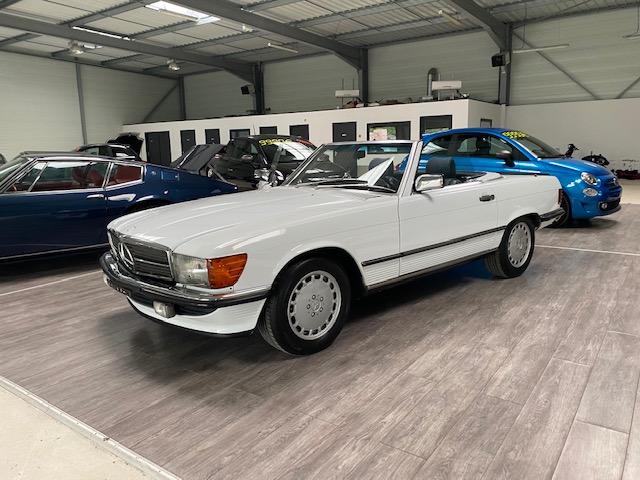 Mercedes 560 SL