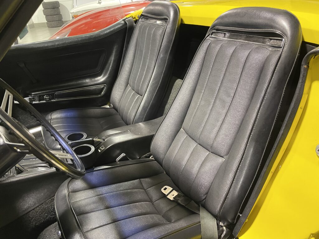 Sièges avant - Corvette C3