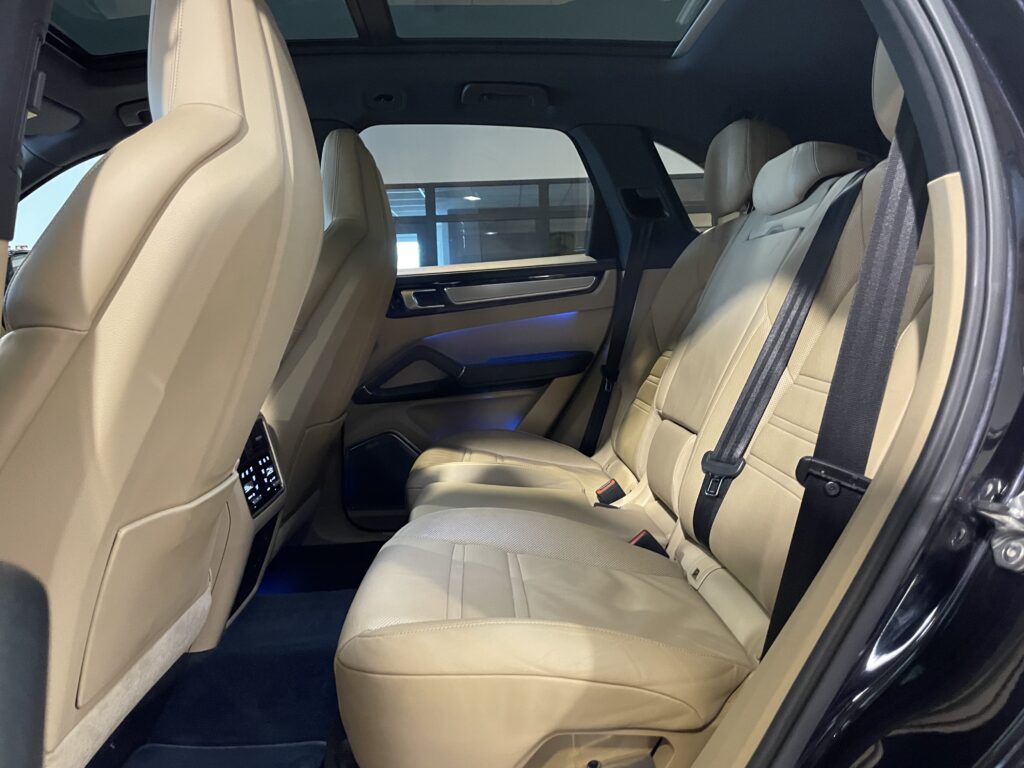 Habitacle arrière - Porsche Cayenne S